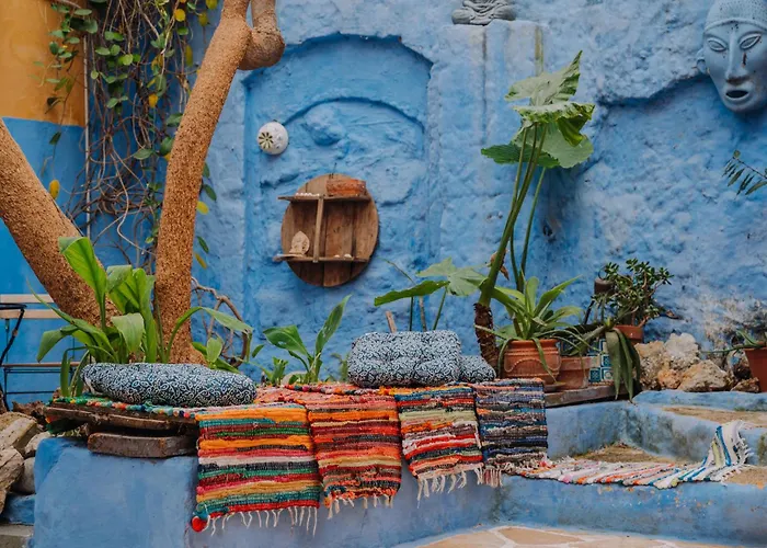 Mayelia Cozy House In The Medieval Town Casa de Férias *