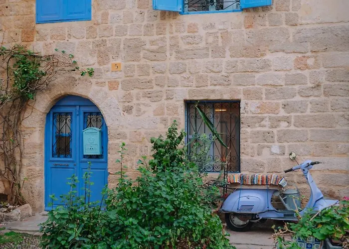 Mayelia Cozy House In The Medieval Town