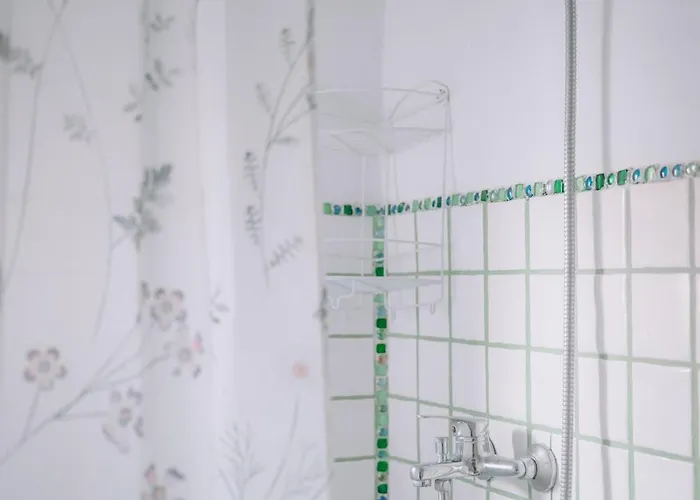 Mayelia Cozy House In The Medieval Town Casa de Férias