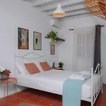 Mayelia Cozy House In The Medieval Town *
