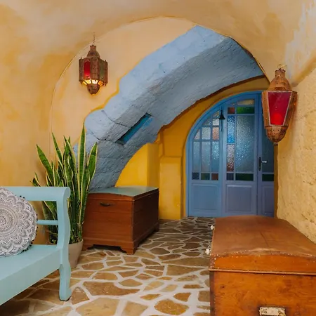 Mayelia Cozy House In The Medieval Town Casa de Férias Rhodes City